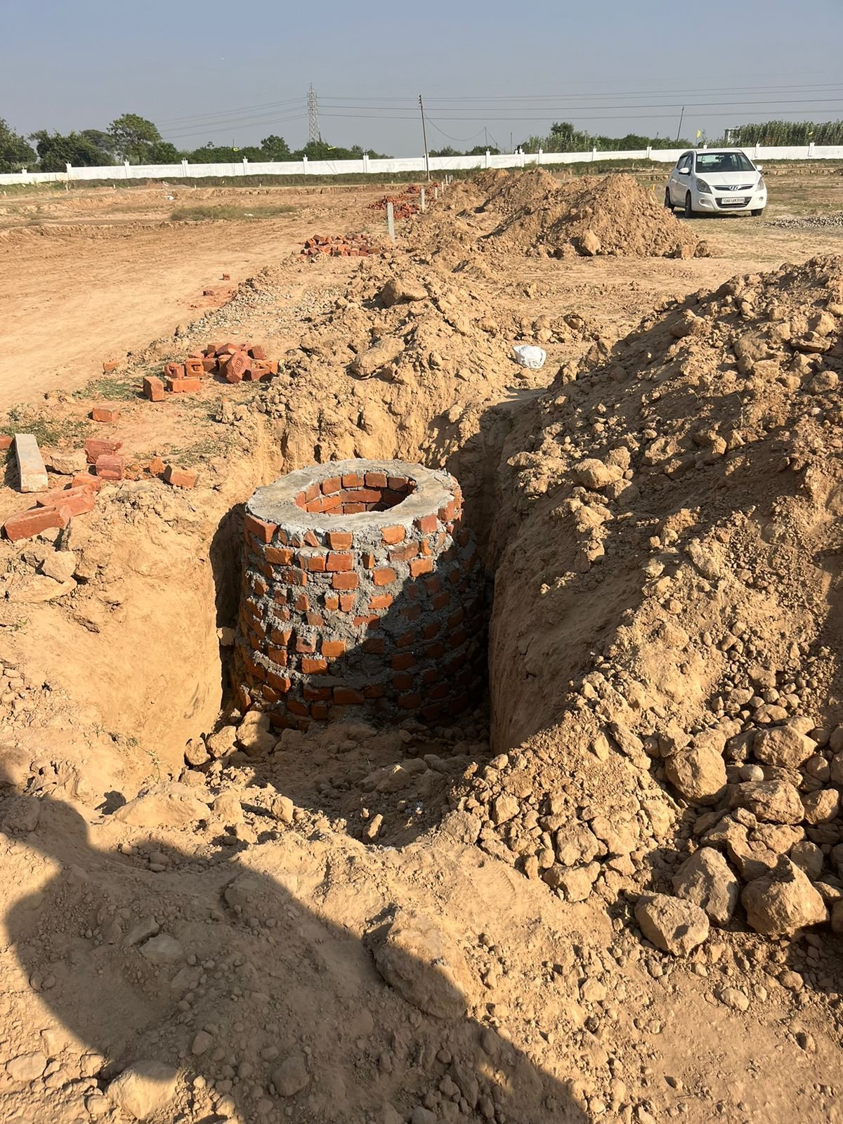 Plots in Dera bassi
